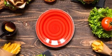 The Foodie's Guide to the US: Culinary Destinations 2025 - Cover Image
