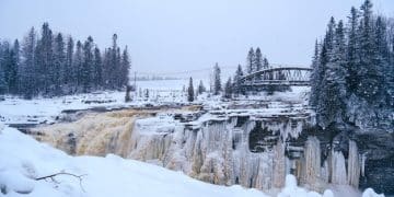 US National Parks in Winter: Your 2025 Travel Guide - Cover Image