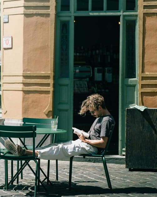Travel Writing for Beginners: Your Guide to Earning Income