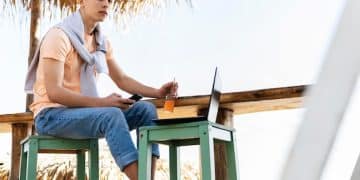 Digital Nomad Essentials: Your Course to Location Independence - Cover Image